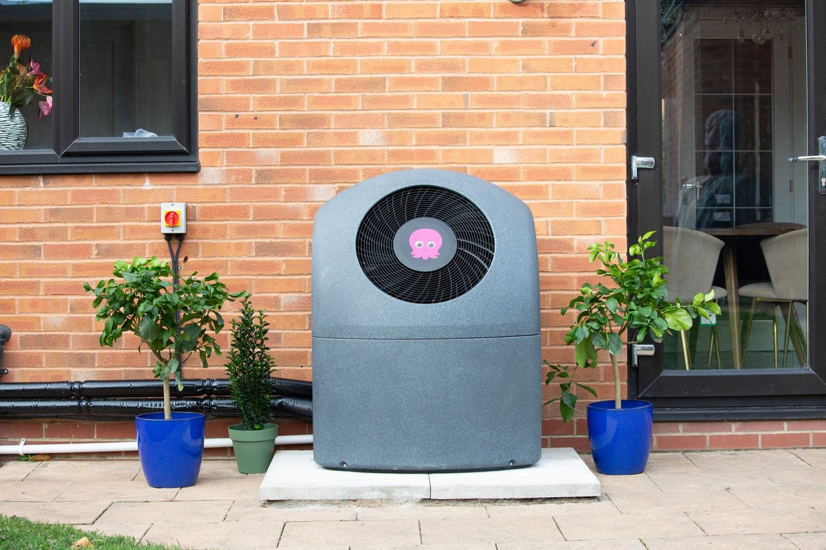 How to apply for a UK heat pump grant in 2026