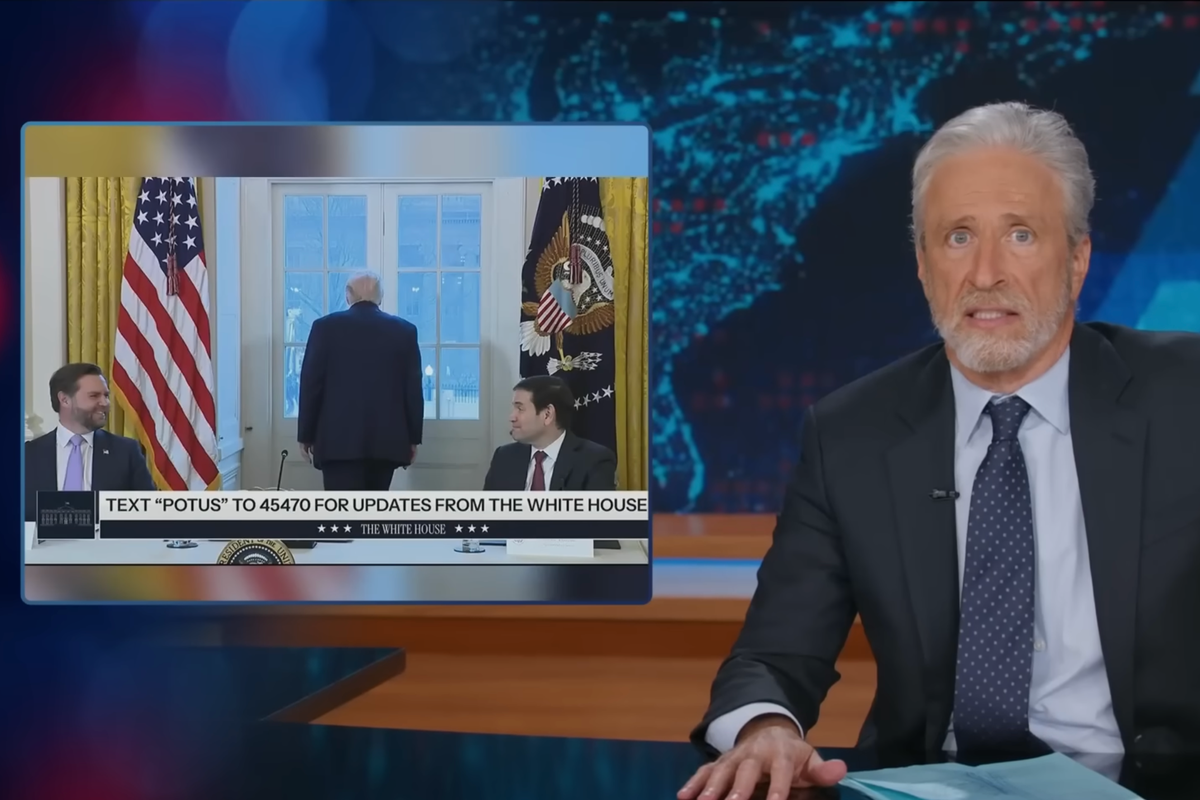 Jon Stewart ruthlessly mocks Trump over ‘old man move’ that interrupted White House meeting Jon Stewart ruthlessly mocks Trump over ‘old man move’ that interrupted White House meeting