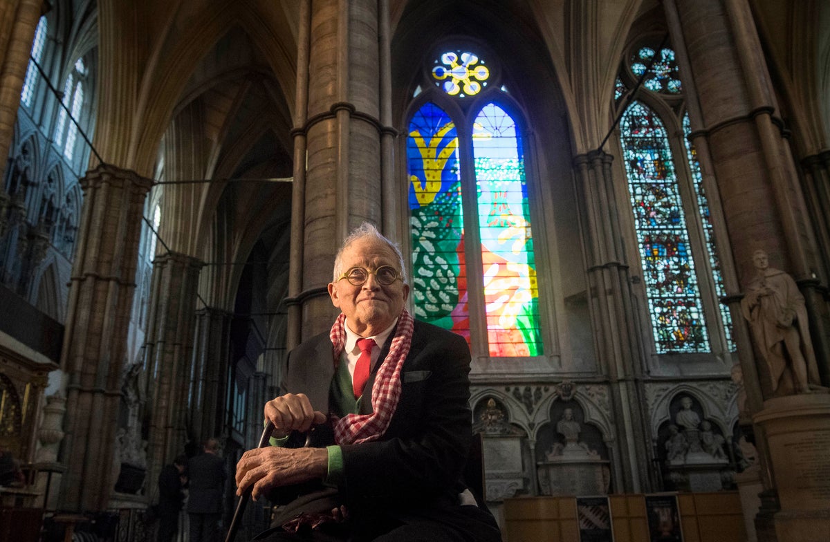 Moving Bayeux Tapestry to UK could cause ‘irreversible damage’, warns David Hockney