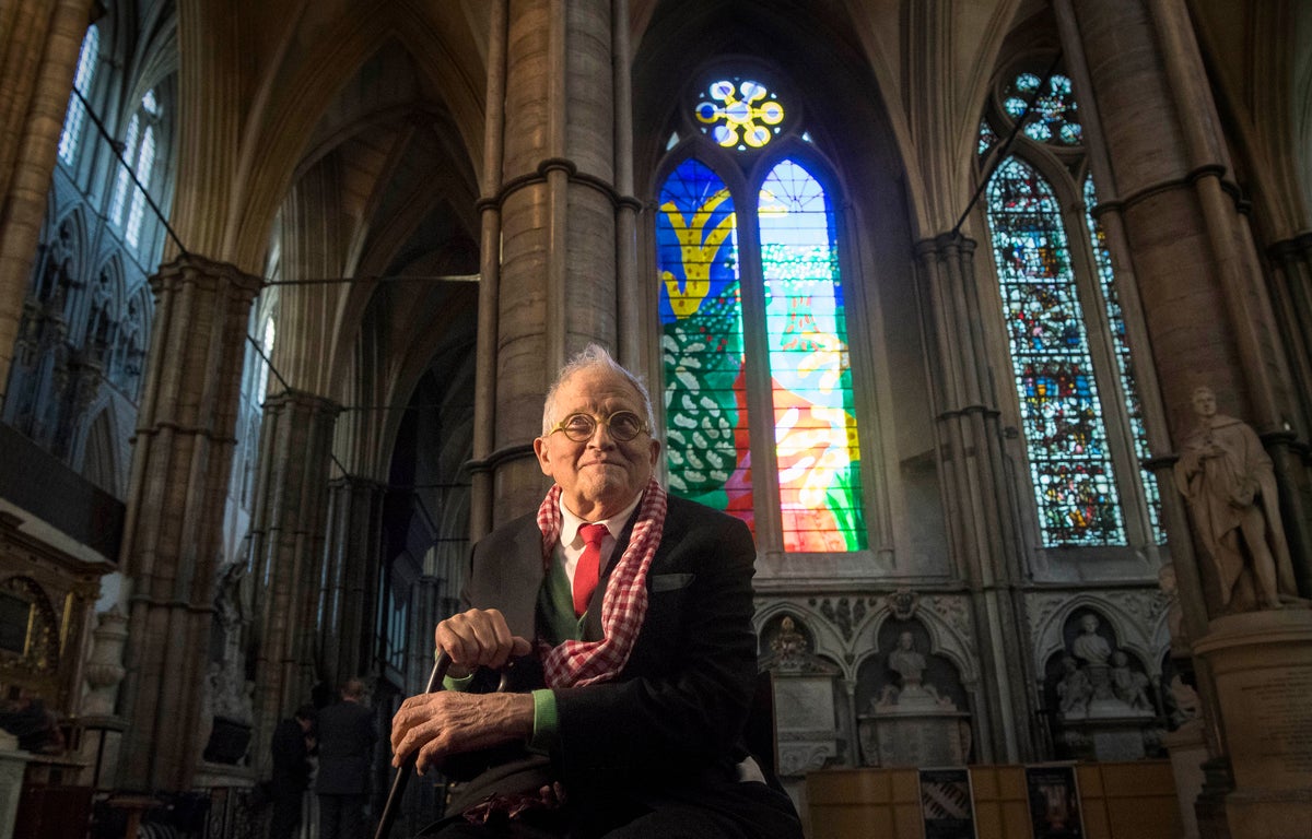 Image for Moving Bayeux Tapestry to UK could cause irreversible damage