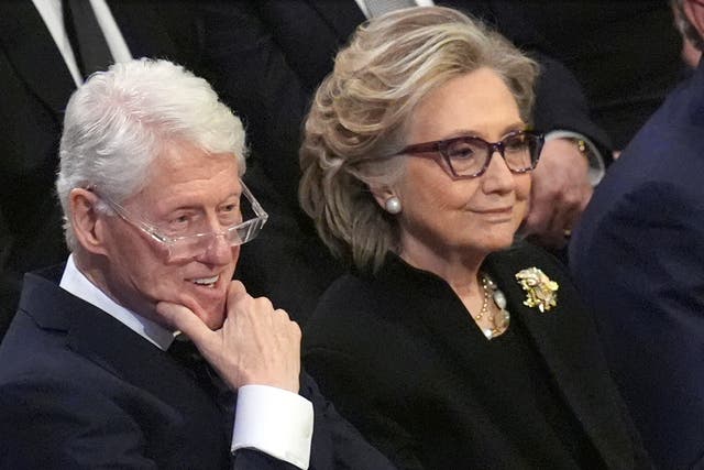 <p>Bill y Hillary Clinton se niegan a testificar en una investigación del Congreso liderada por los republicanos en torno al caso de Jeffrey Epstein</p>
