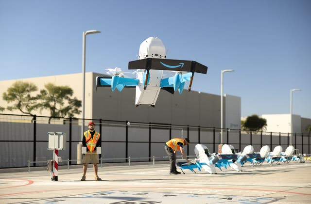 <p>Amazon has started to test drone flights</p>