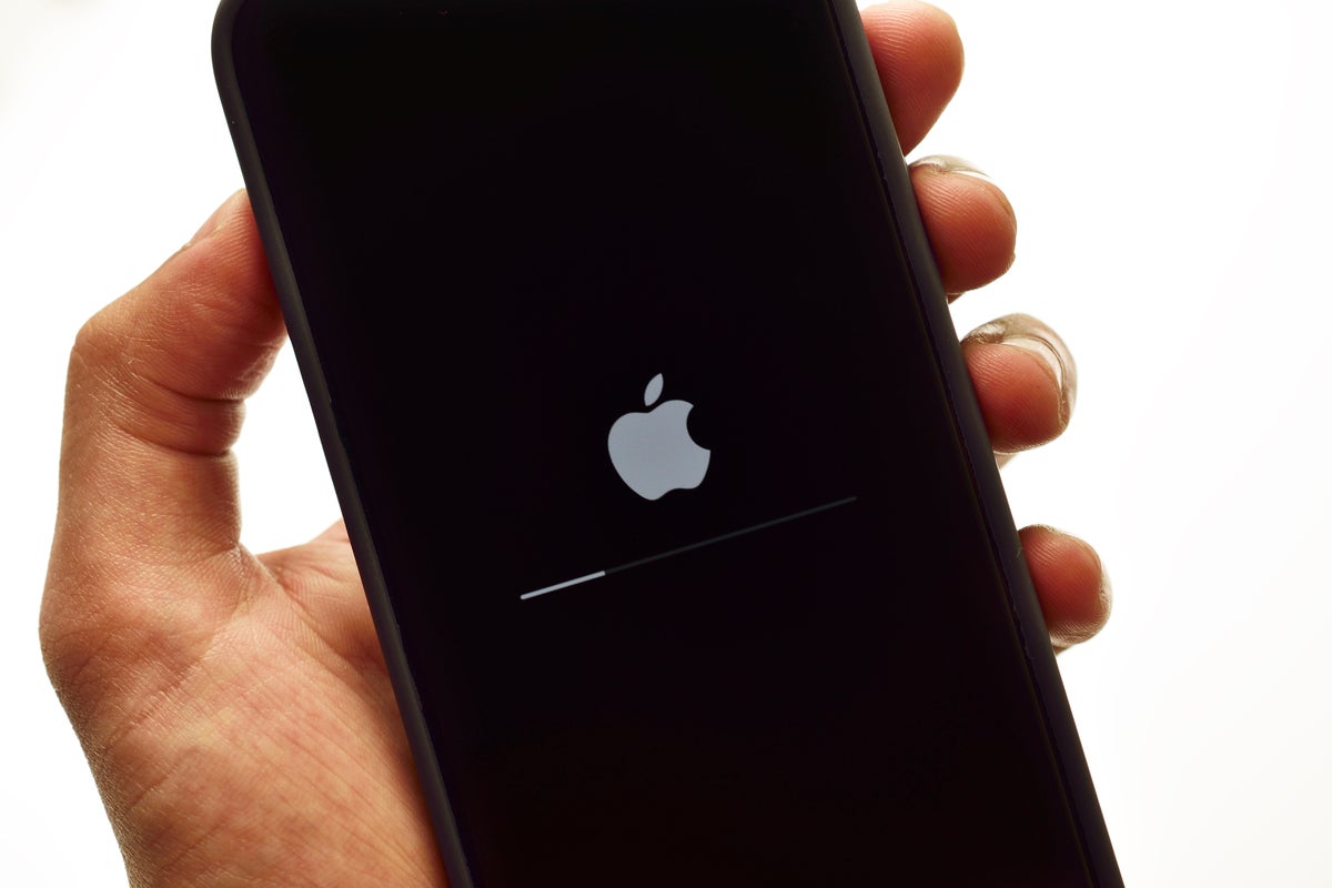 Image for Apple issues major security warning to iPhone users