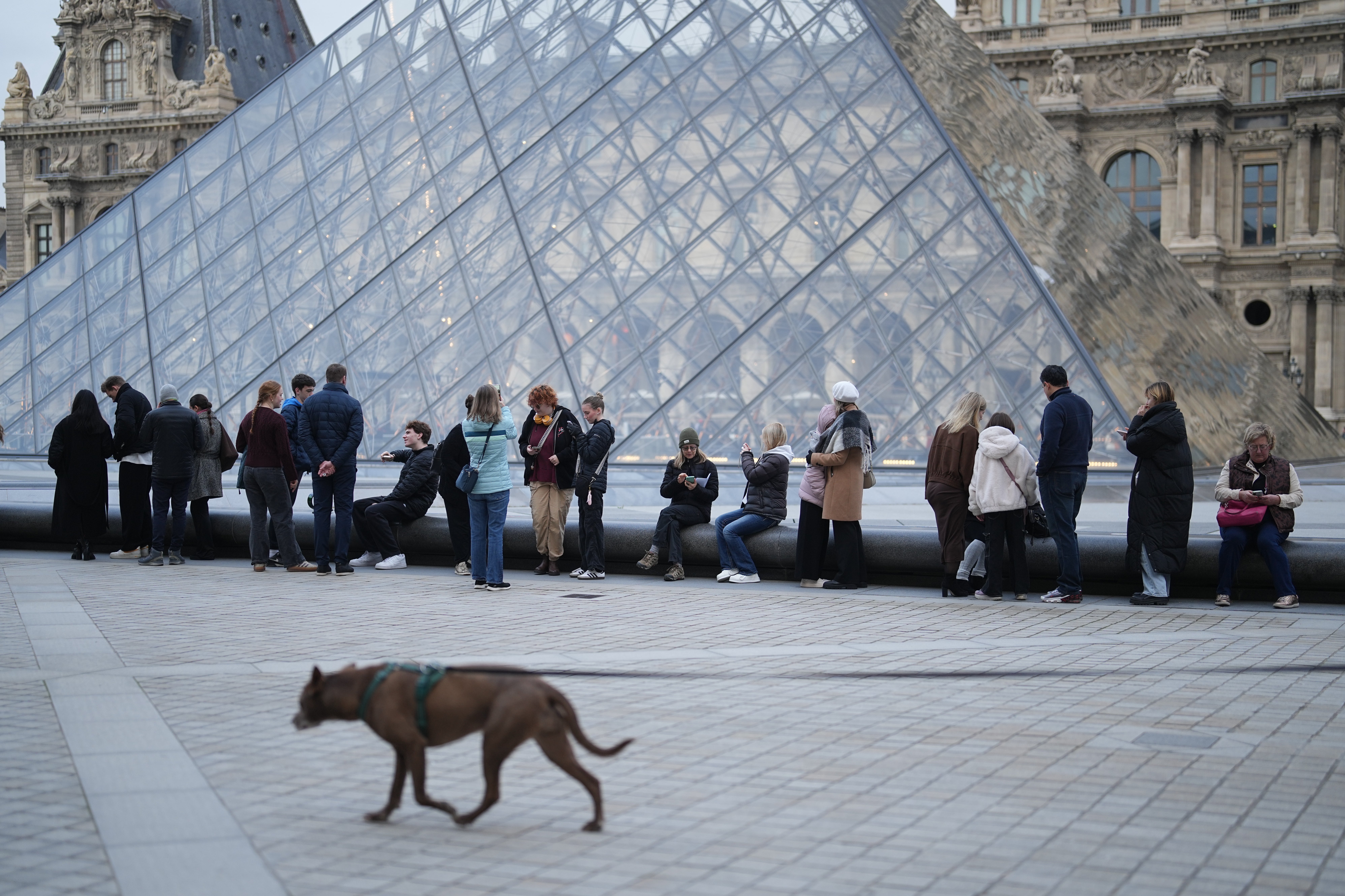<p>France Louvre Tickets</p>