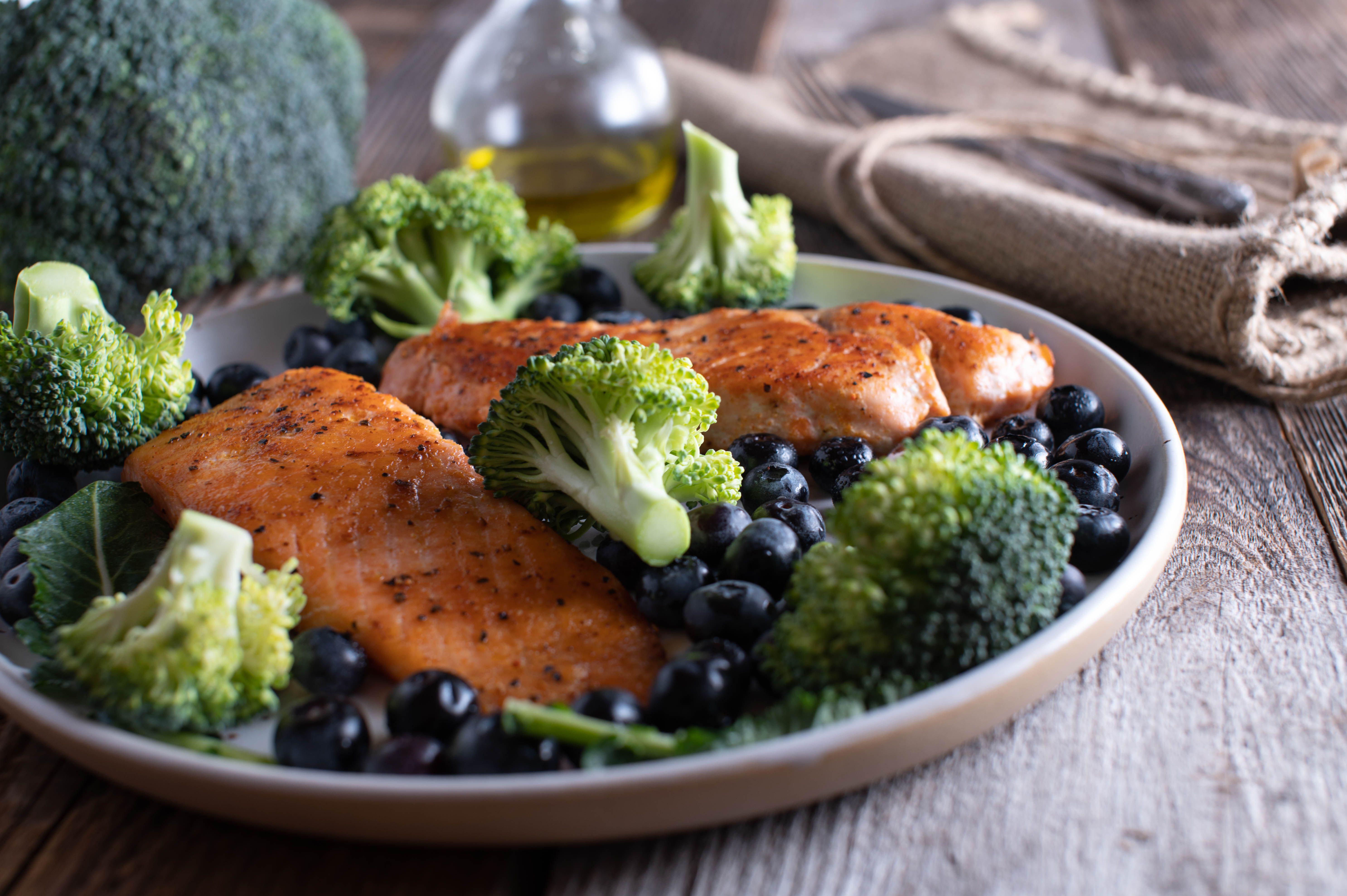 Foods such as salmon, broccoli and blueberries are rich in antioxidants
