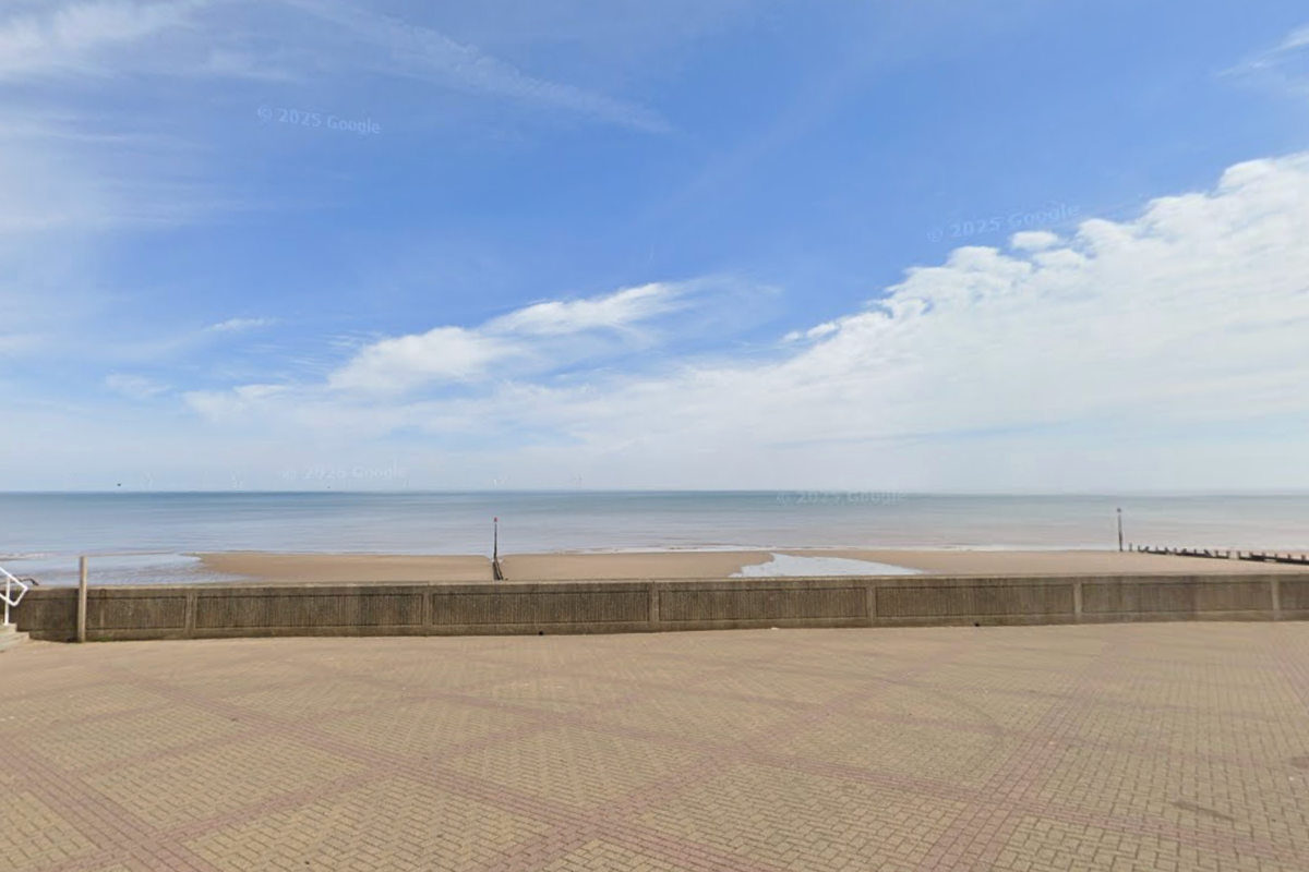 Body of missing teenager found on the beach