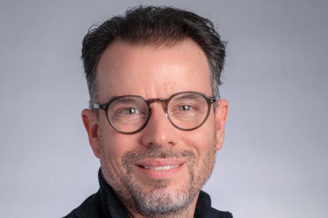 <p>Chris Rokos paid himself almost half a billion pounds last year as his macro hedge fund soared in a highly volatile period for markets</p>