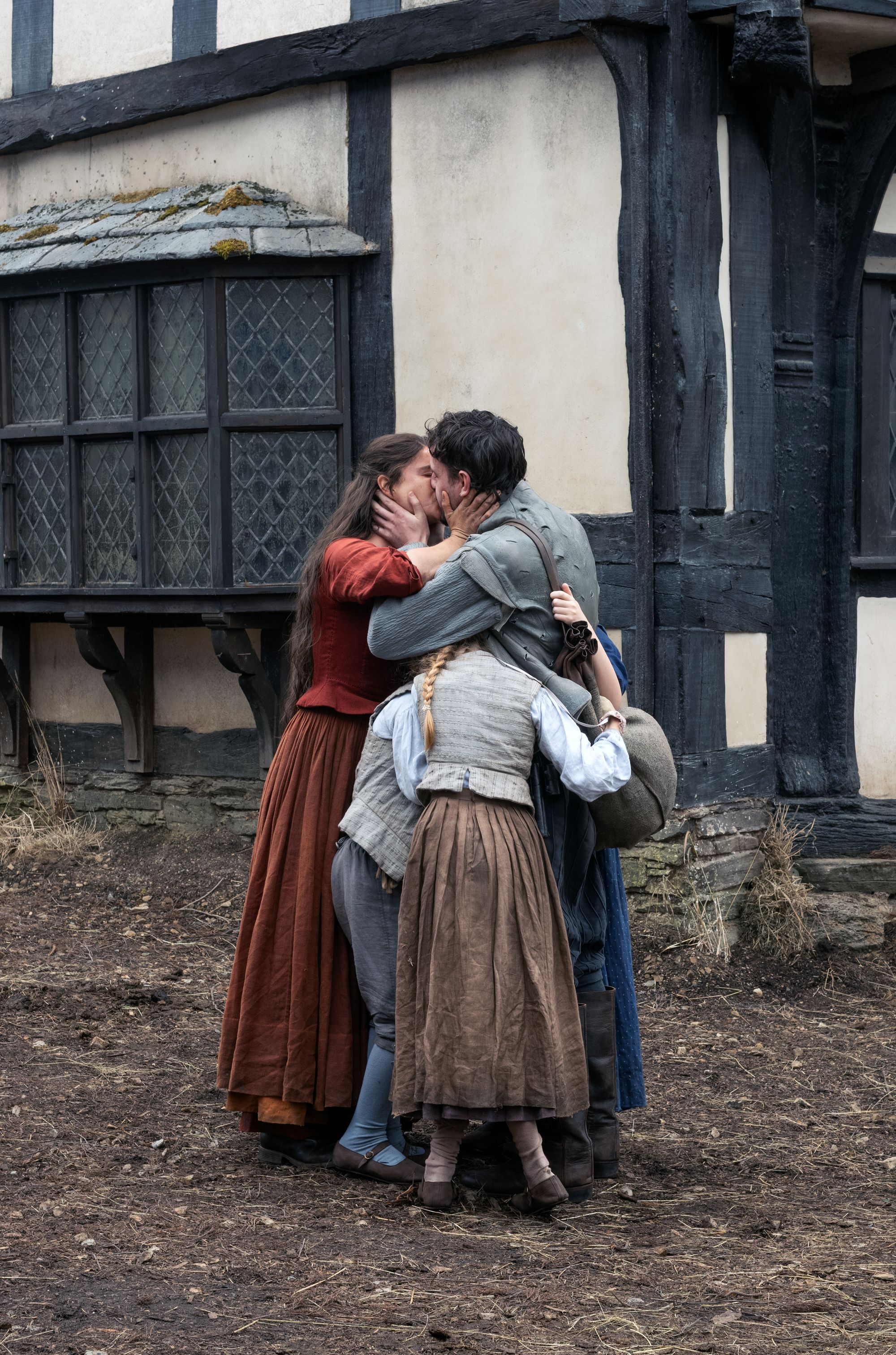 The Wobbly Badger Cafe was used as the Shakespeare’s home, which can be seen in this scene where Will and Anges embrace with their children