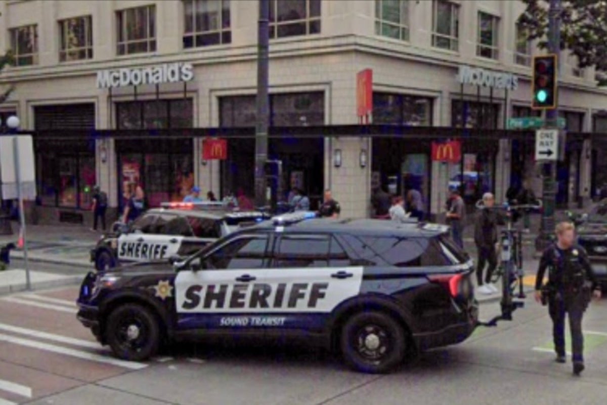 This McDonald’s in Seattle is banning indoor dining with a new ‘no door’ policy