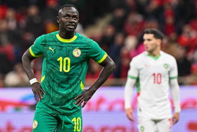 <p>Sadio Mane convinced his team-mates to return to the pitch</p>