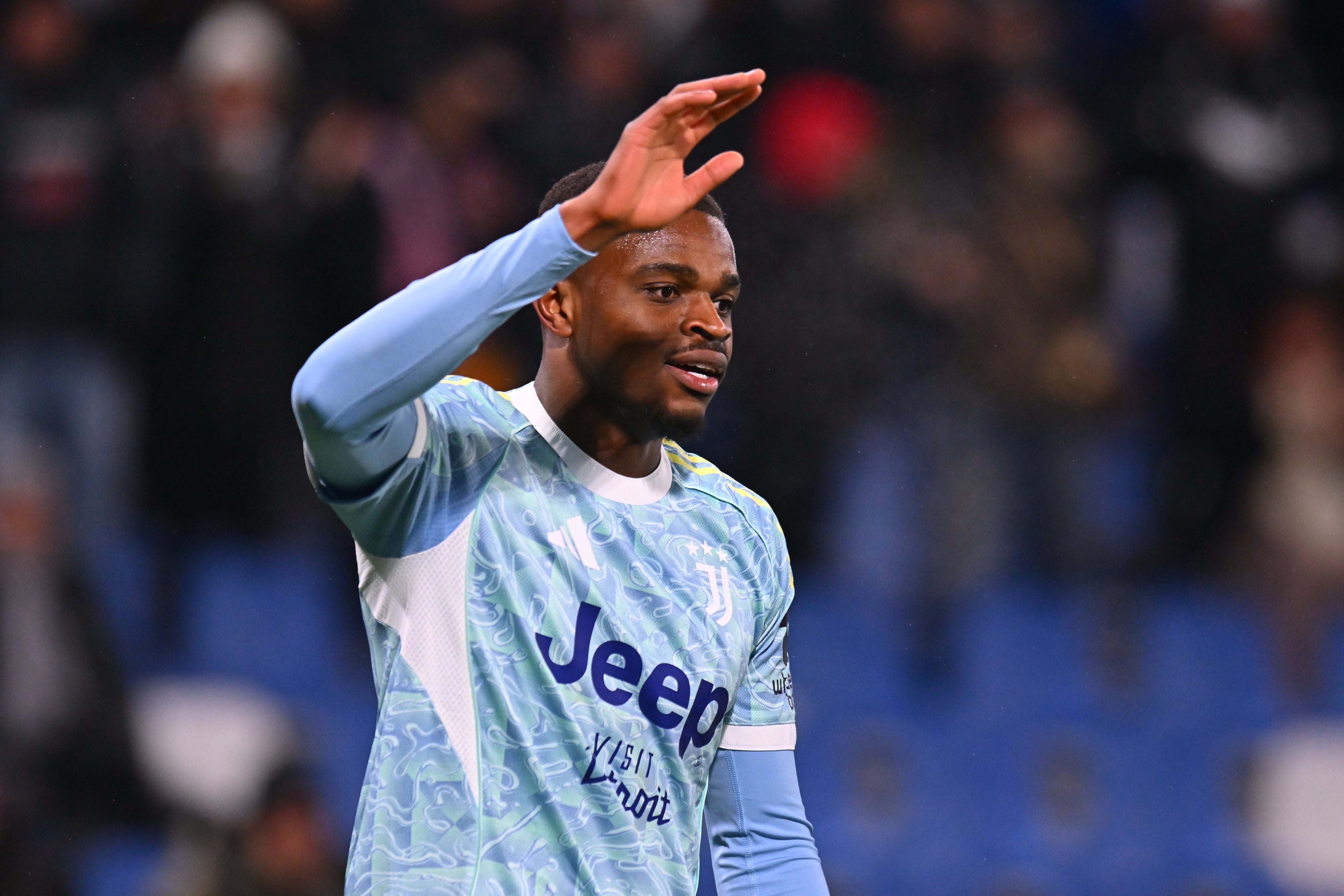 Spurs e Man United querem Pierre Kalulu