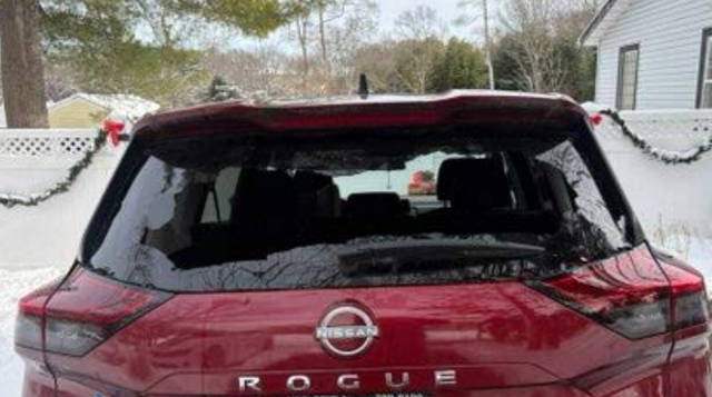 <p>A new lawsuit alleges the windshields of 2021-2025 Nissan Rogues are ‘prone to spontaneously explode.’ Plaintiff Darren Chang says the rear windshield of his 2023 Nissan Rogue (pictured) shattered last month, according to the lawsuit</p>