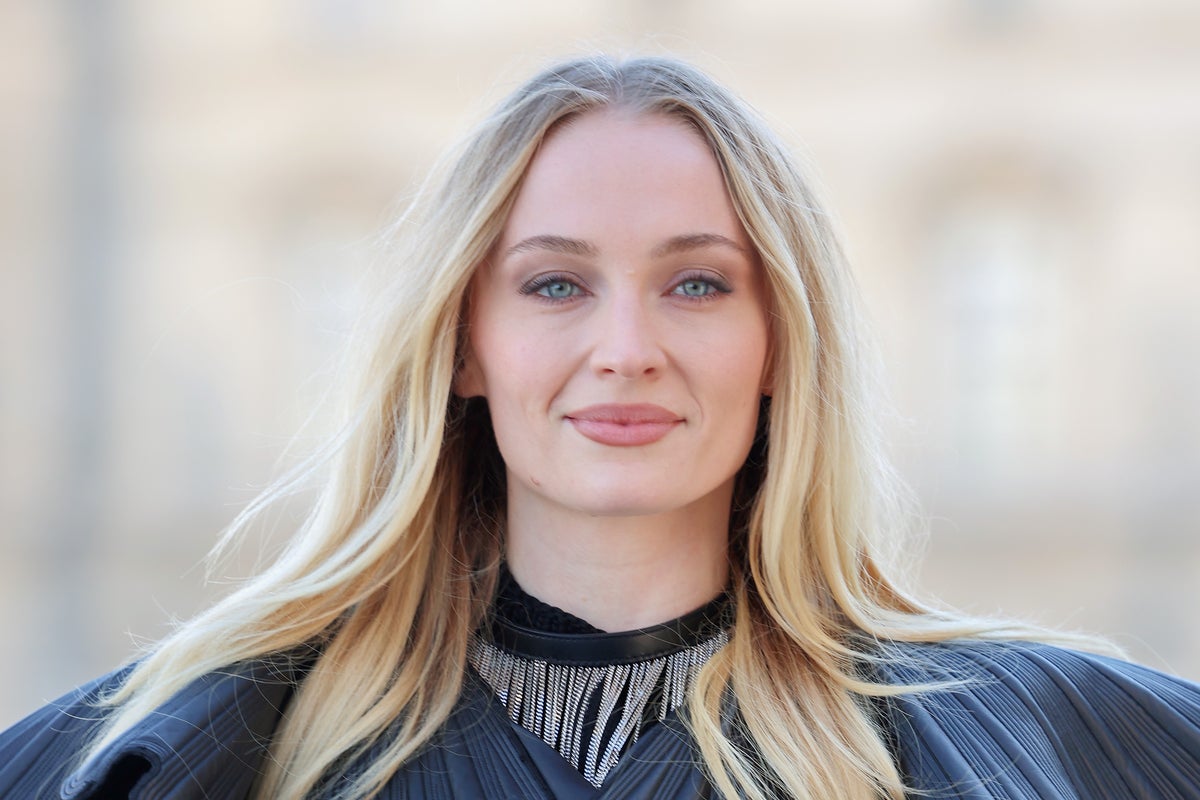 Sophie Turner says training for ‘Tomb Raider’ revealed a ‘perpetual’ health problem – UK Times Sophie Turner says training for ‘Tomb Raider’ revealed a ‘perpetual’ health problem – UK Times