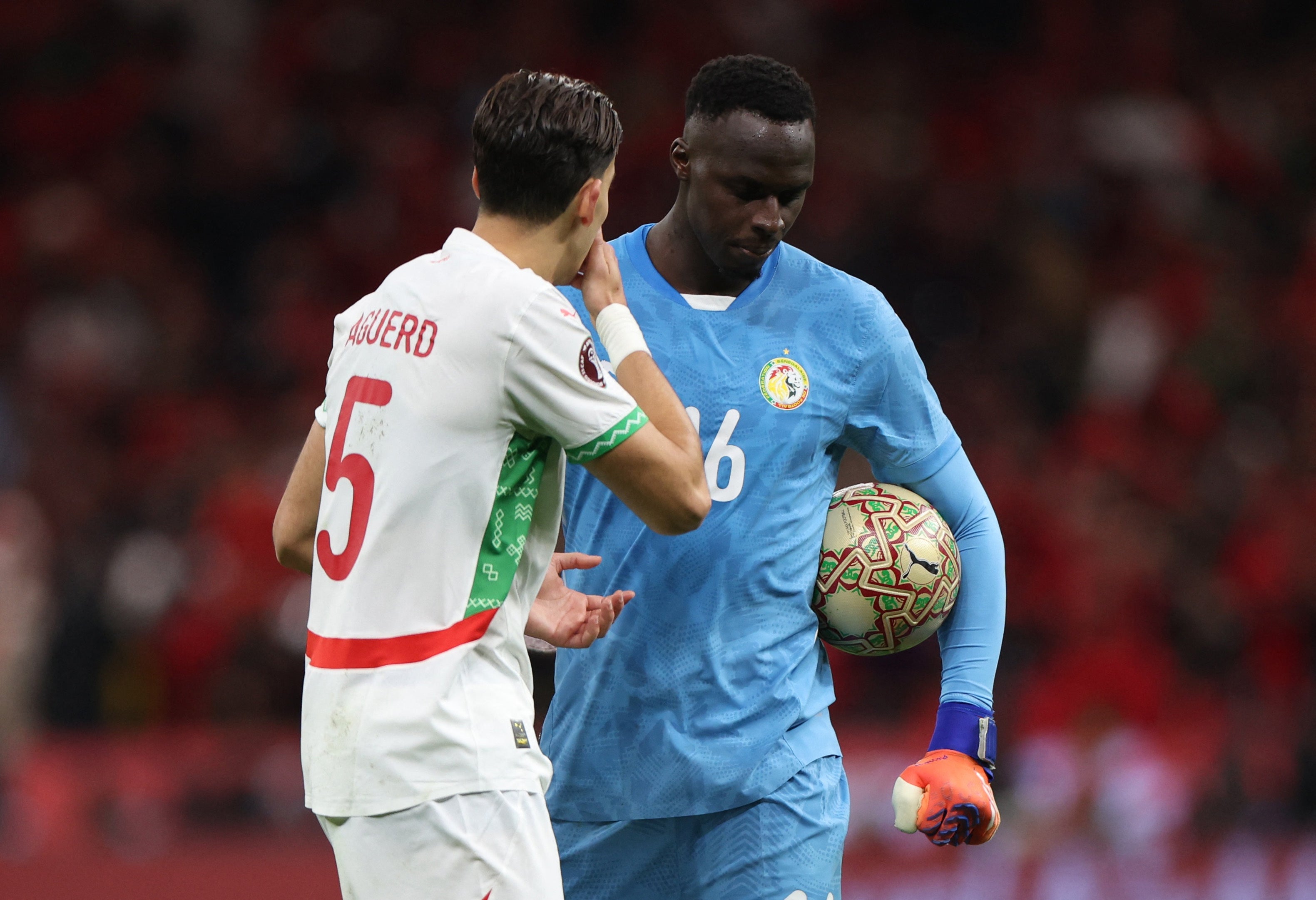 <p>Yehvan Diouf had difficulty getting towels to Edouard Mendy (right) during Sunday's final</p>
