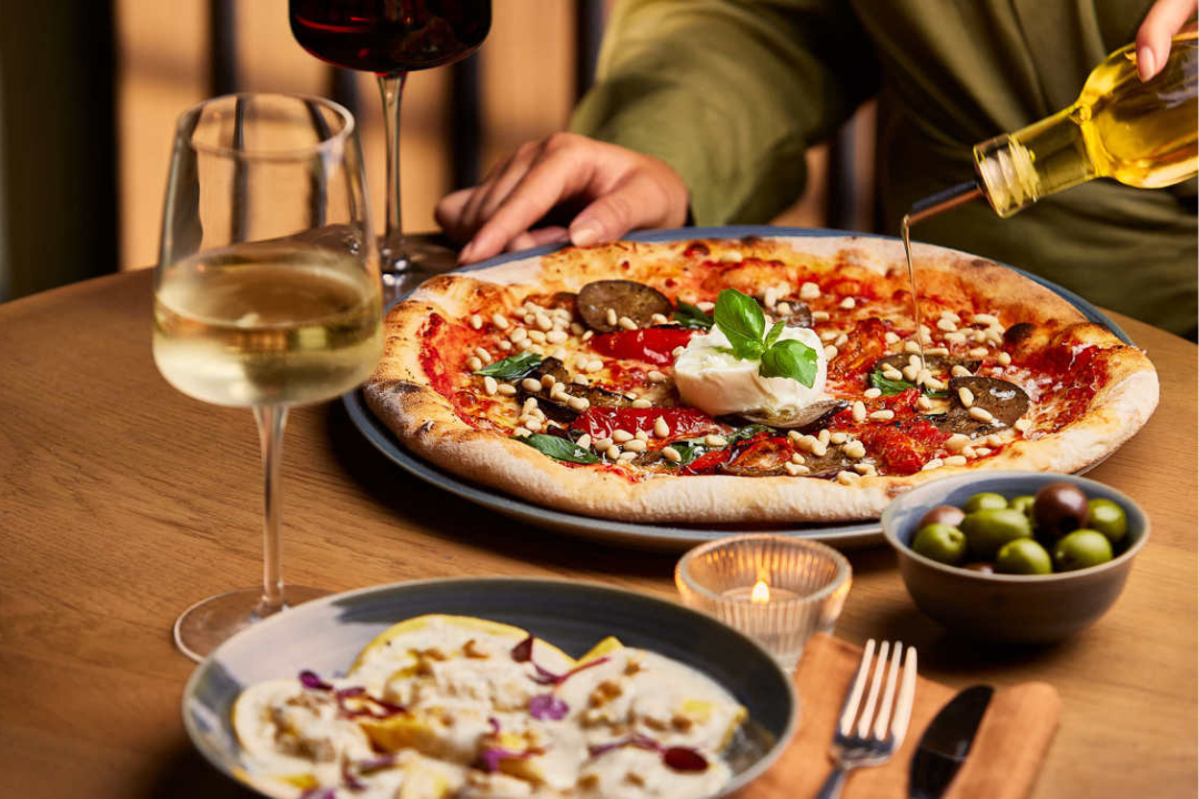 For one day only, you can get a pizza or pasta dish for 99p when you download the Club Prezzo app