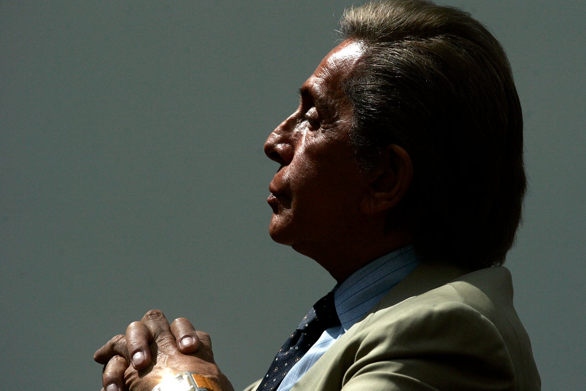 Photos from the career of the late fashion designer Valentino – UK Times