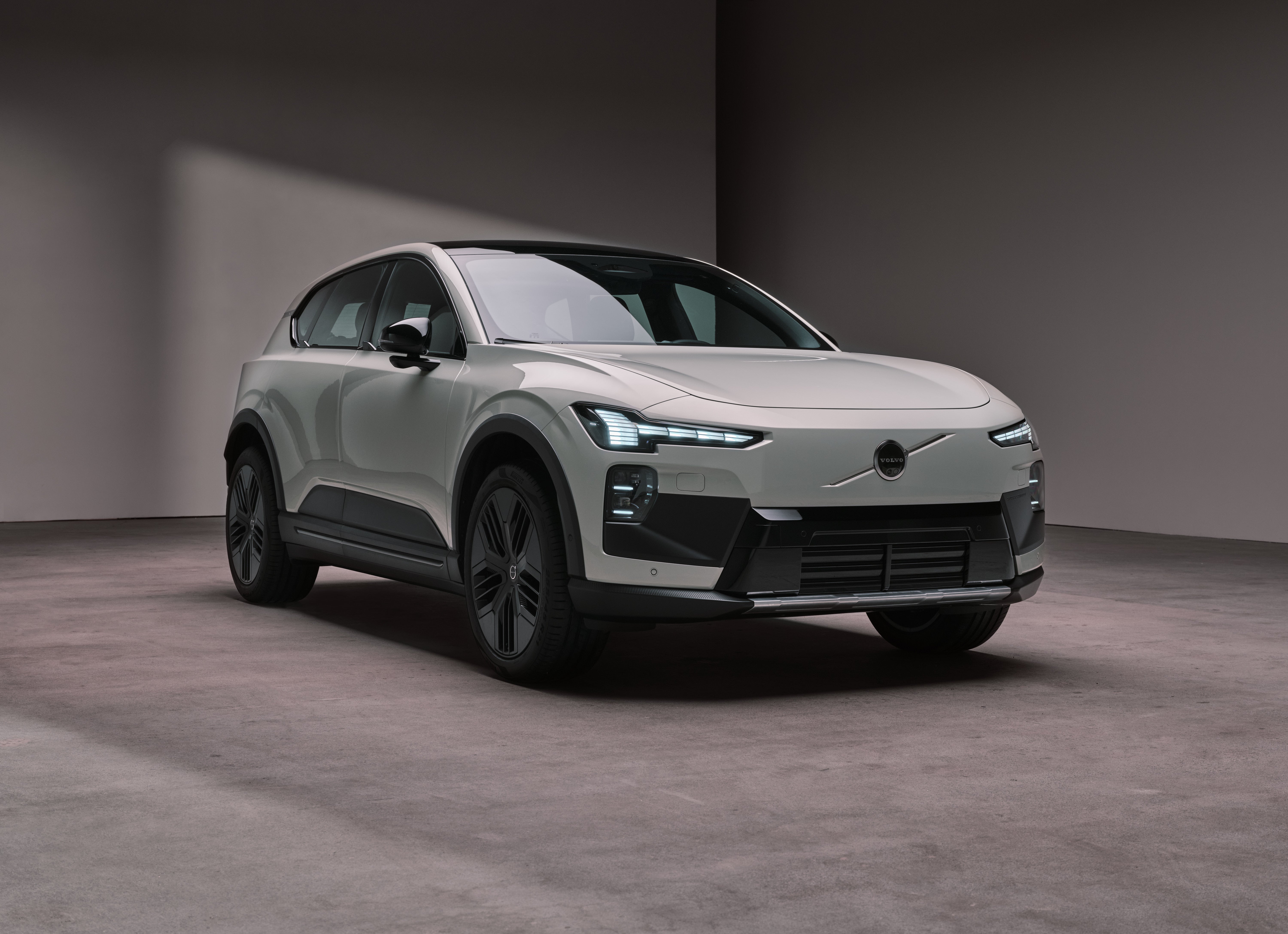 The Volvo EX60 Cross Country gets rugged body cladding and a raised ride height