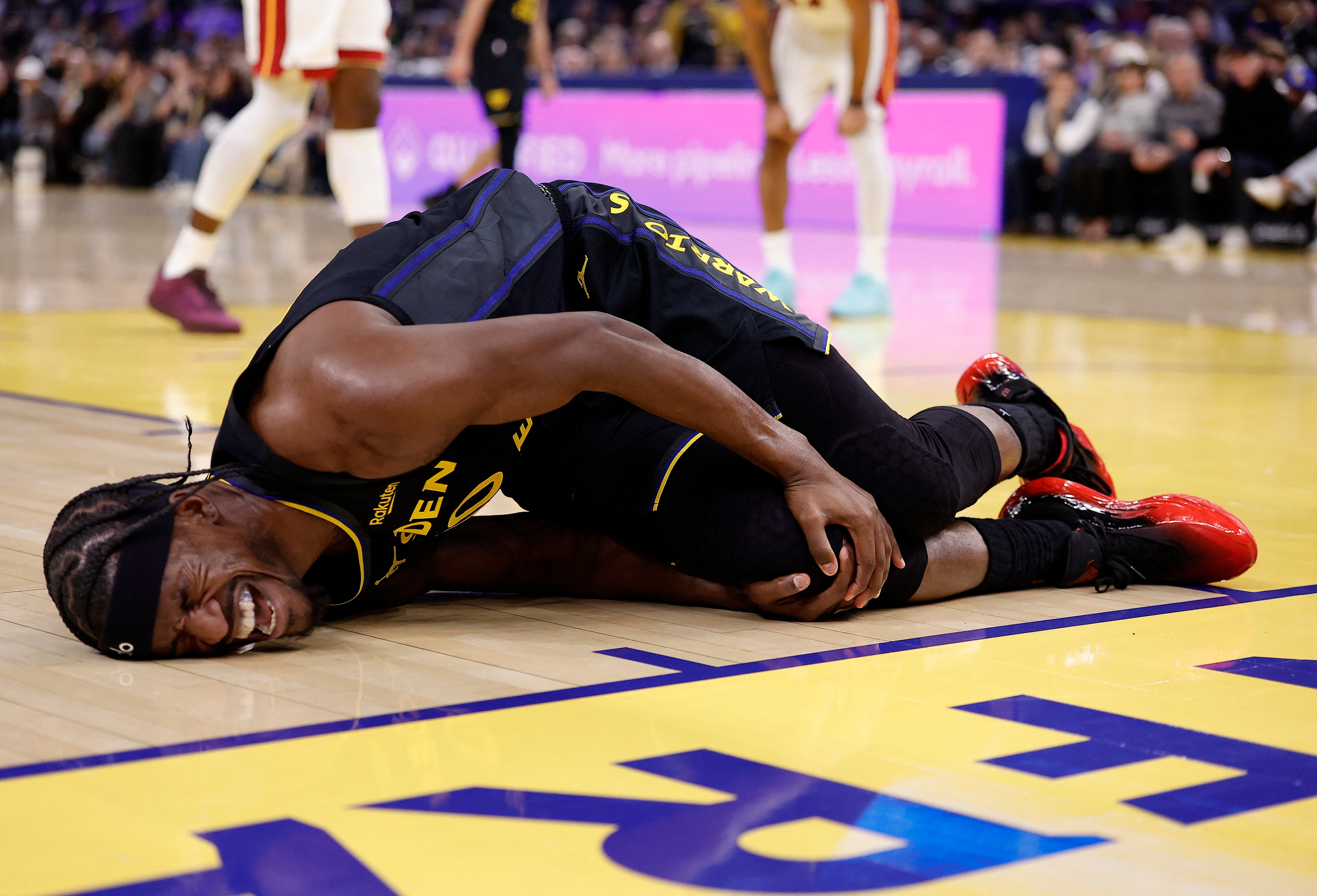 <p>Jimmy Butler suffered a concerning knee injury on Monday night</p>