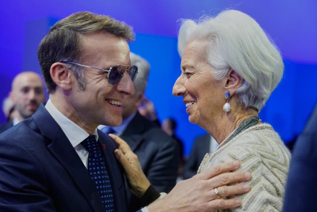 <p>French President Emmanuel Macron talks with ECB President Christine Lagarde during the Annual Meeting of the World Economic Forum in Davos.</p>