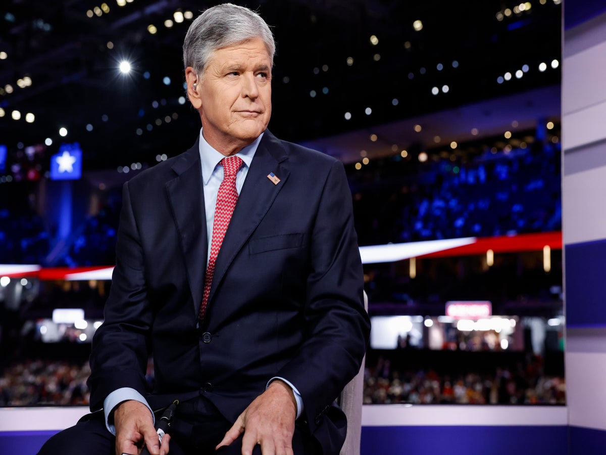 Sean Hannity accused of hanging out with 'pedophiles and perverts' on air |  The Independent