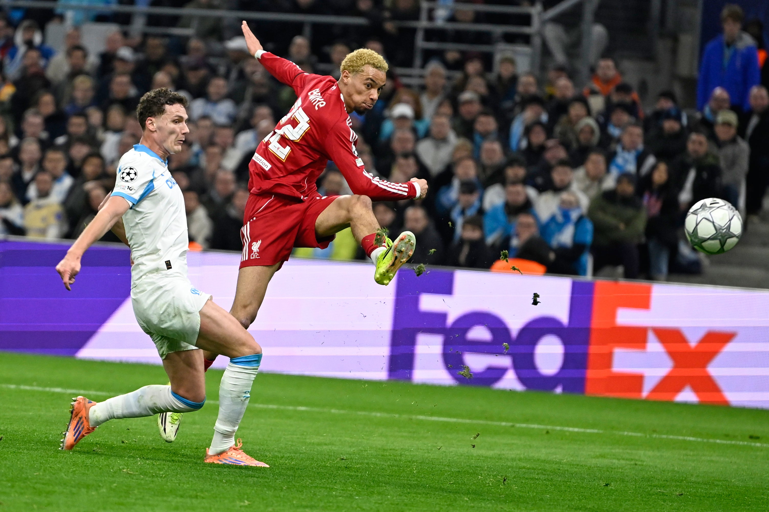 Hugo Ekiti parecia animado, mas não marcou