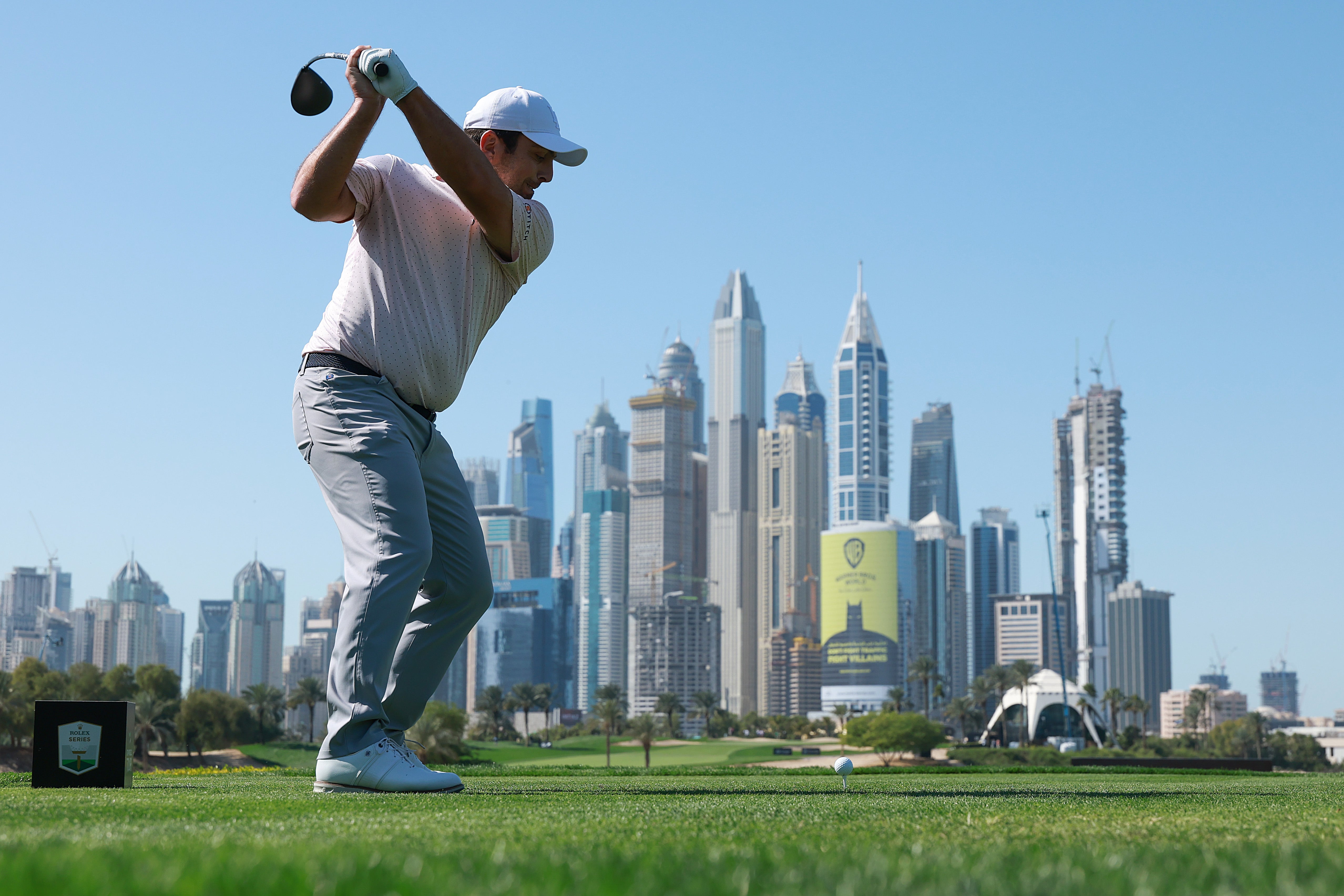 Francesco Molinari rolls back the years to take first-round lead at Dubai Desert Classic