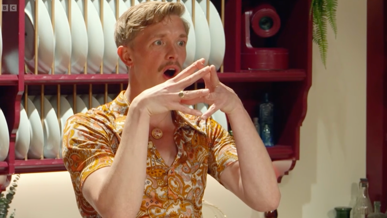 The Traitors 2026 live: Stephen turns on Rachel as tensions begin to boil over