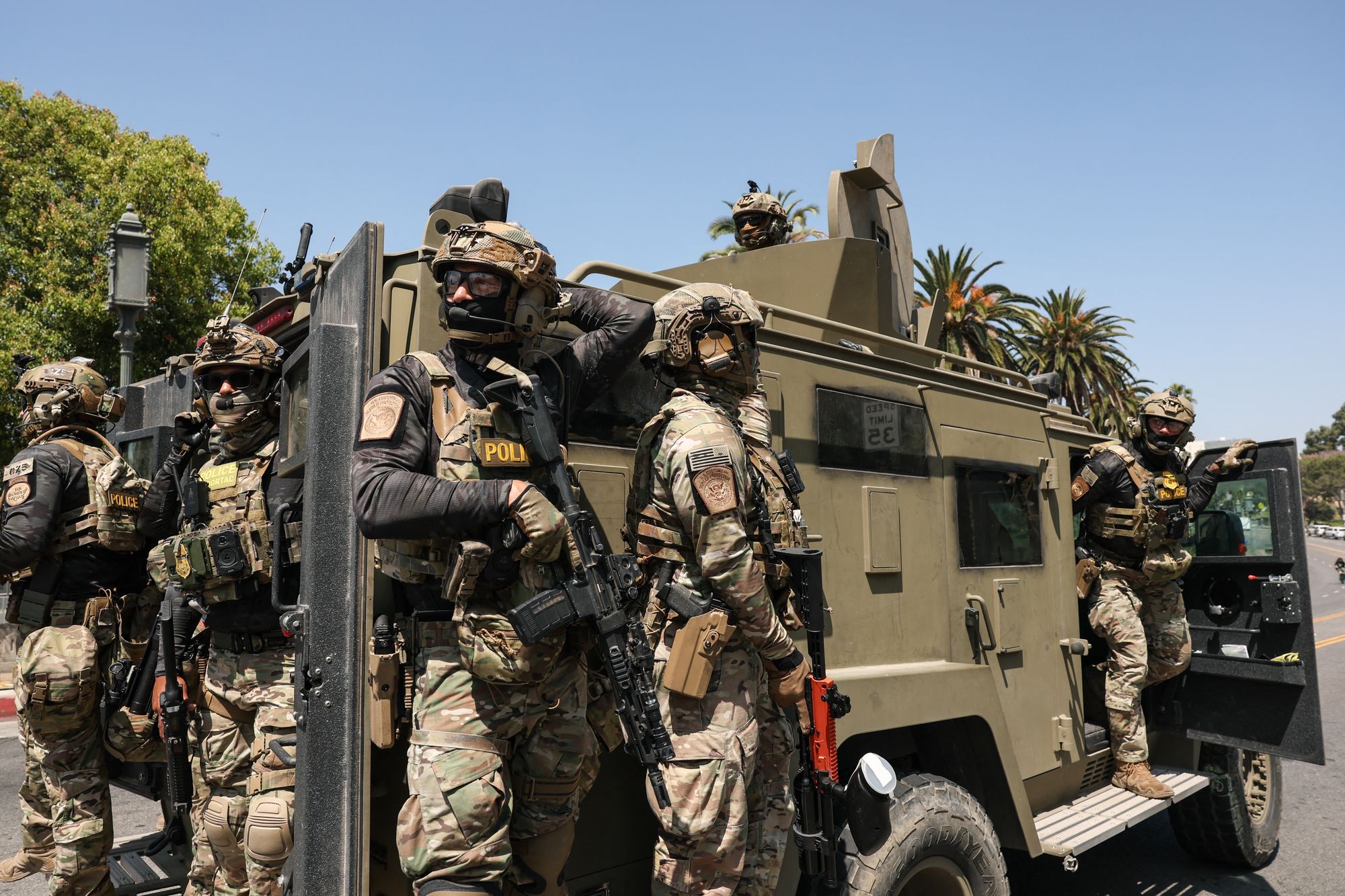 Espera-se que o âmbito das operações continue a aumentar durante a administração Trump, dado o aumento de quase 170 mil milhões de dólares para a fiscalização das fronteiras e da imigração que foi aprovado no ano passado.