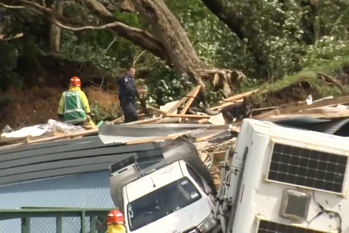 New Zealand floods latest: Race to reach survivors after massive landslides hit popular campsite Mount Maunganui – UK Times New Zealand floods latest: Race to reach survivors after massive landslides hit popular campsite Mount Maunganui – UK Times