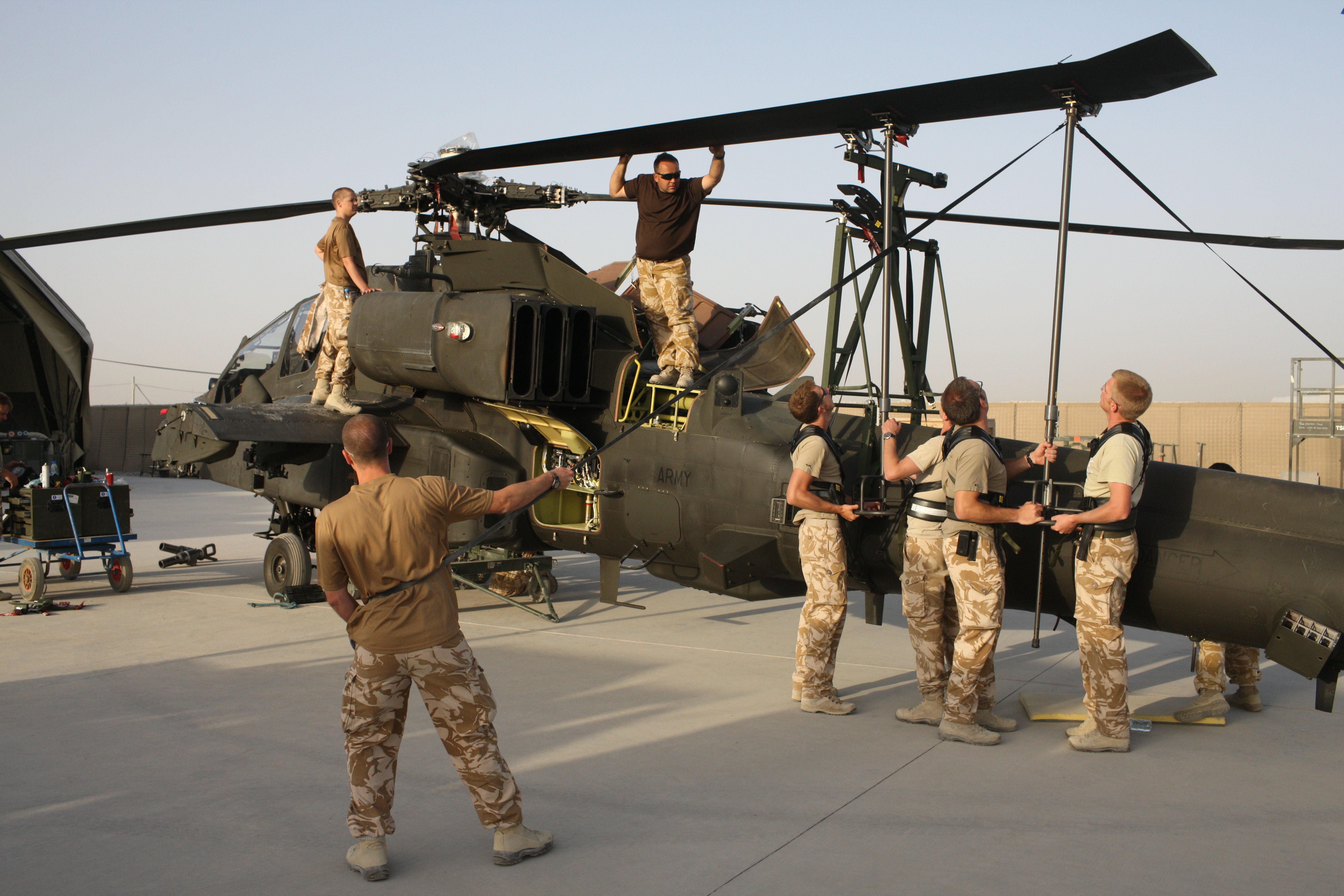 Bulletin PM briefing: Trump’s slur to UK troops and vital Ukraine peace talks begin