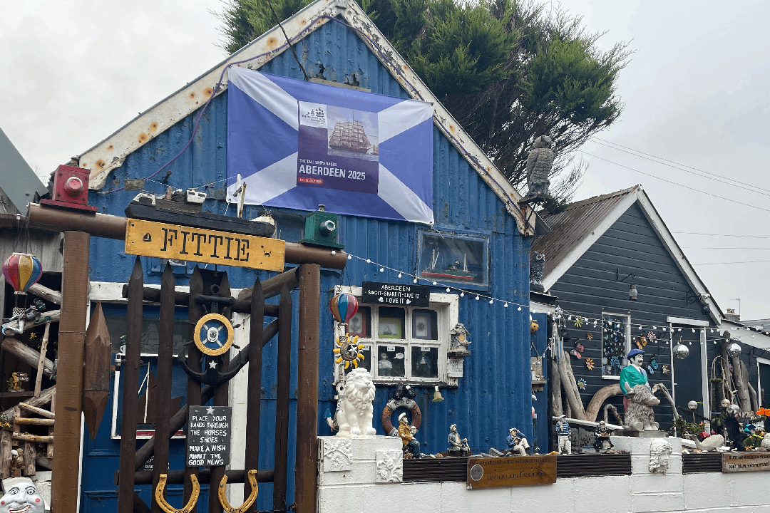 A typical house in former fishing village Fittie, complete with maritime trinkets