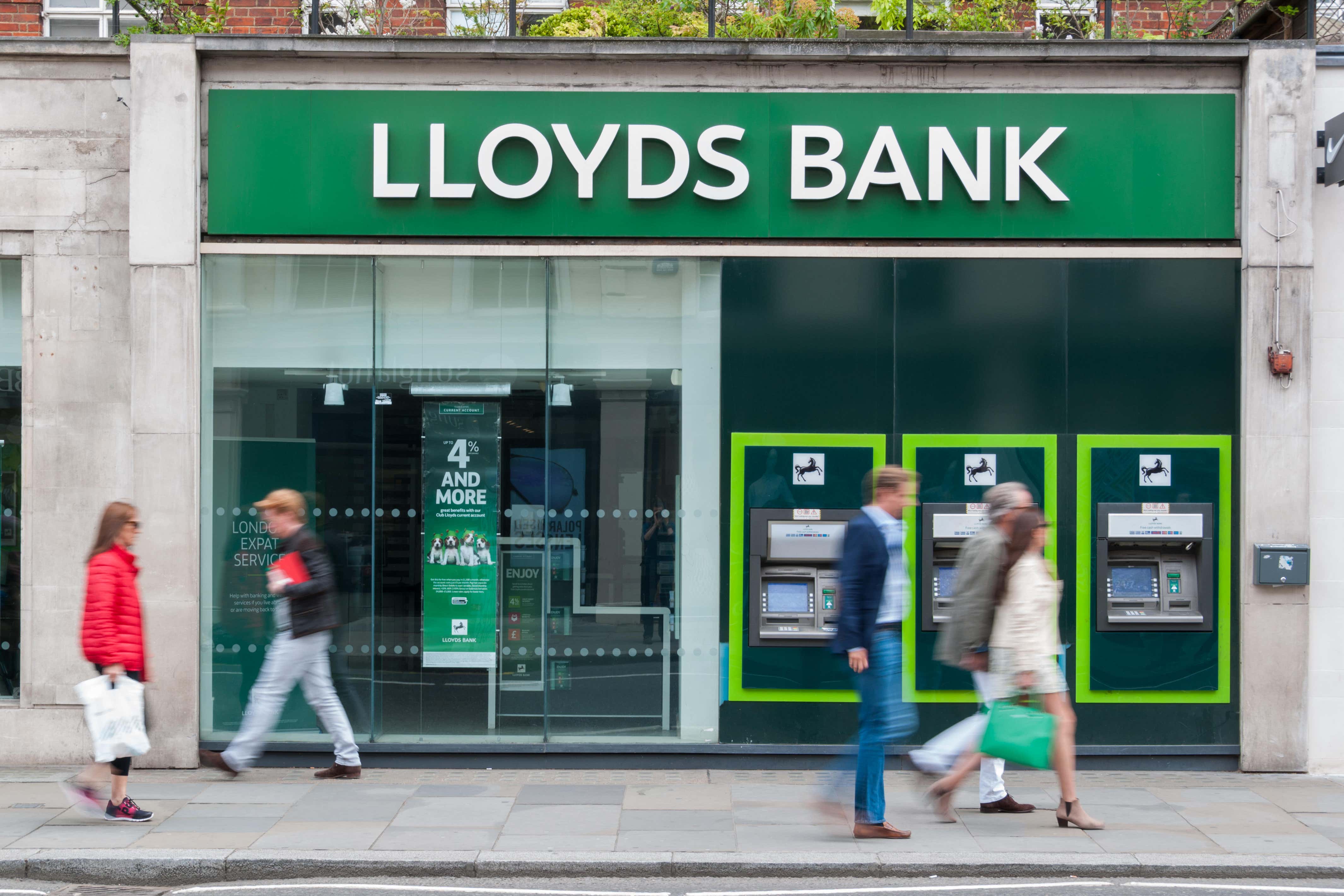 independent.co.uk - Holly Williams - Lloyds set to see annual profits rise despite motor finance hit
