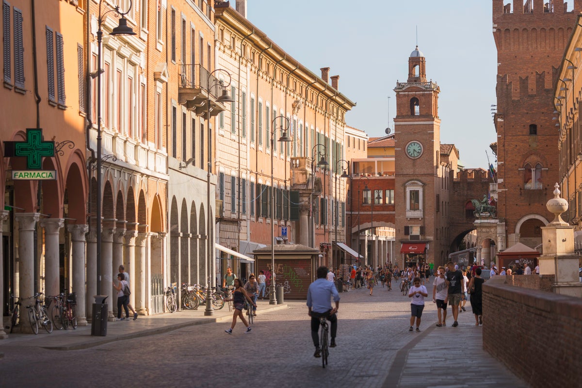 ‘Nonnamaxxing’ explained: Living like an Italian grandma could be the secret to longevity