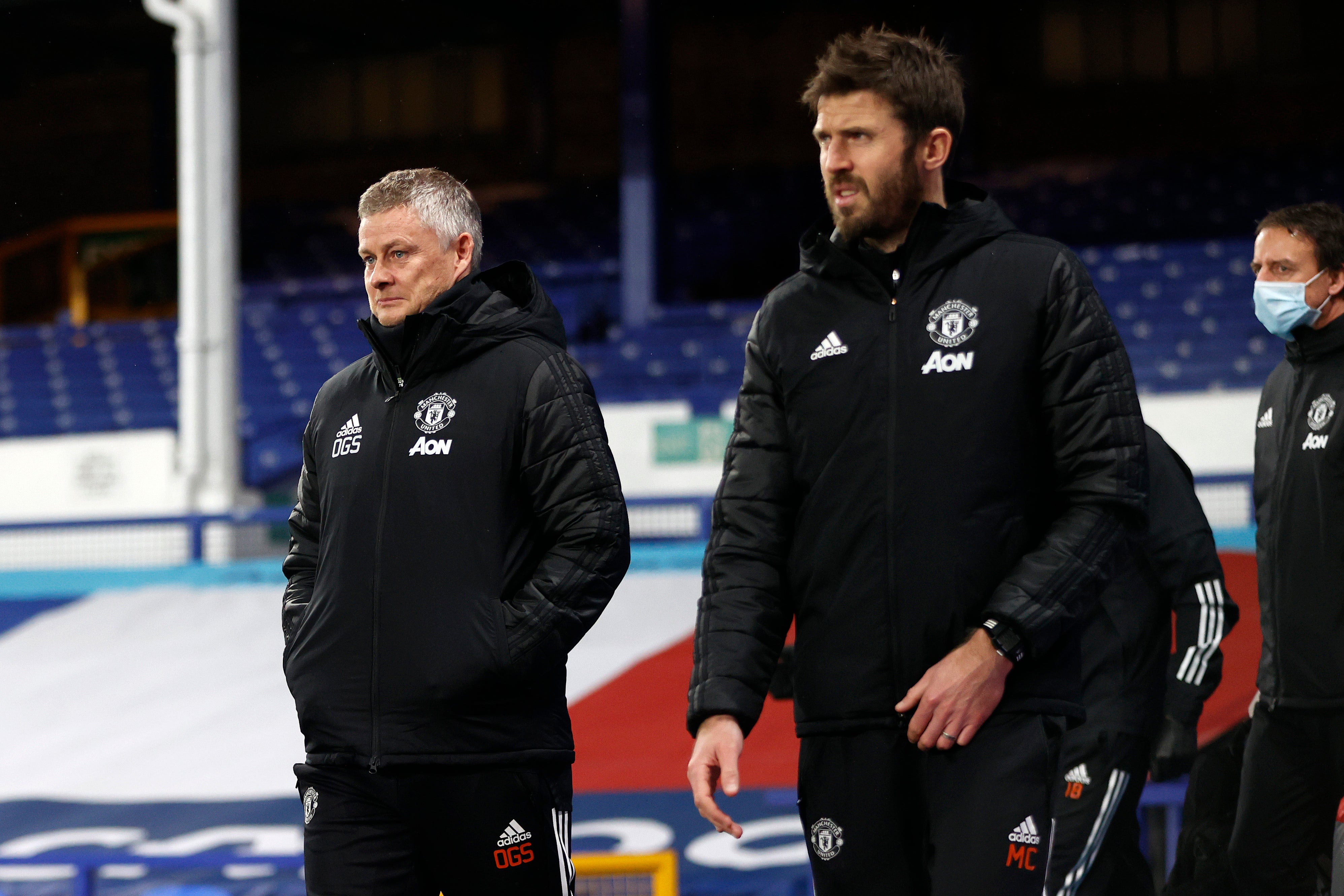 <p>Ole Gunnar Solskjaer (left) and Michael Carrick are good friends and former colleagues</p>