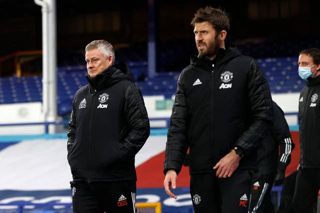 <p>Ole Gunnar Solskjaer (left) and Michael Carrick are good friends and former colleagues</p>
