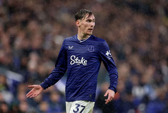 <p>James Garner has put pen to paper over a new contract at Everton</p>