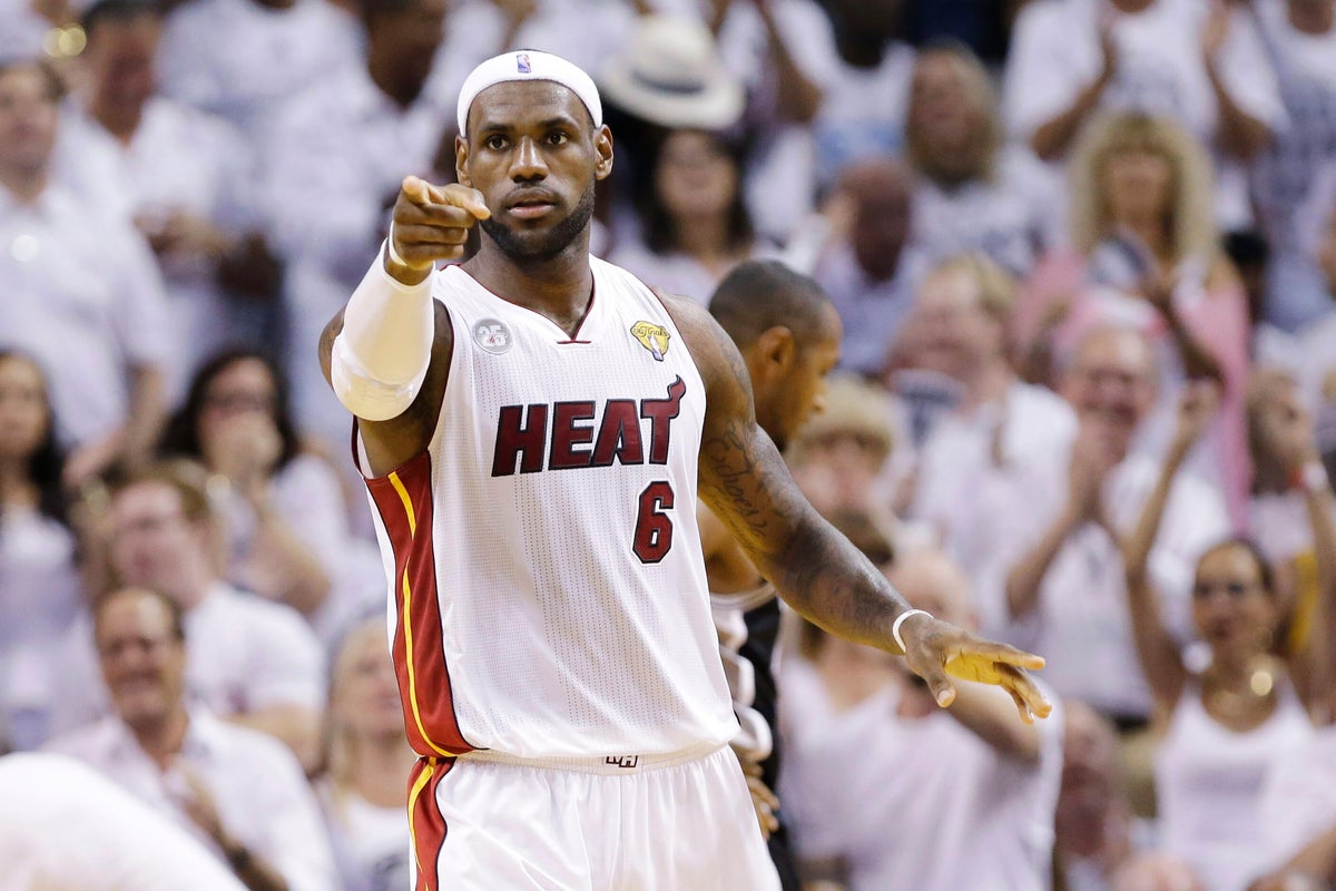 Former Miami Heat security officer gets 3 years in prison for selling stolen memorabilia