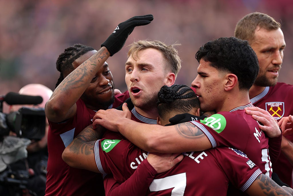 Jared Bowen lidera os Hammers no Estádio de Londres