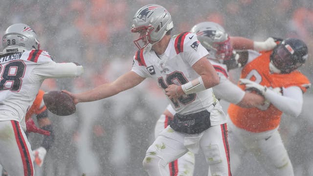 Patriots Broncos Football