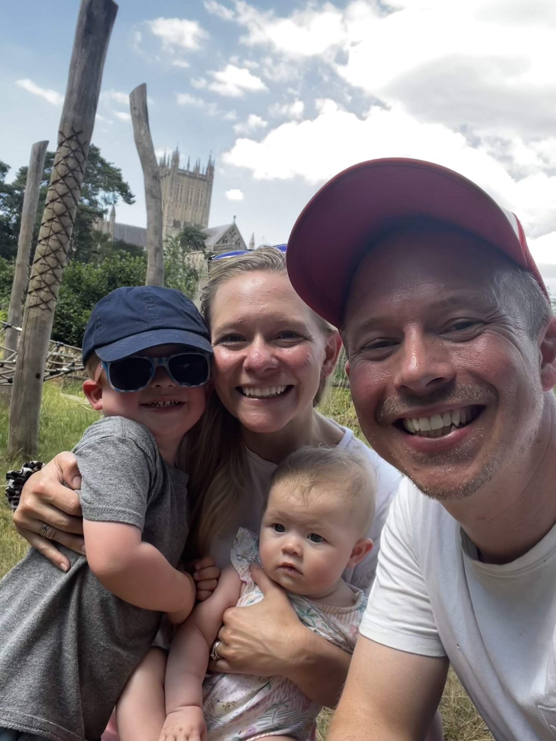 &lsquo;Active&rsquo; mum diagnosed with inoperable cancer four months after giving birth