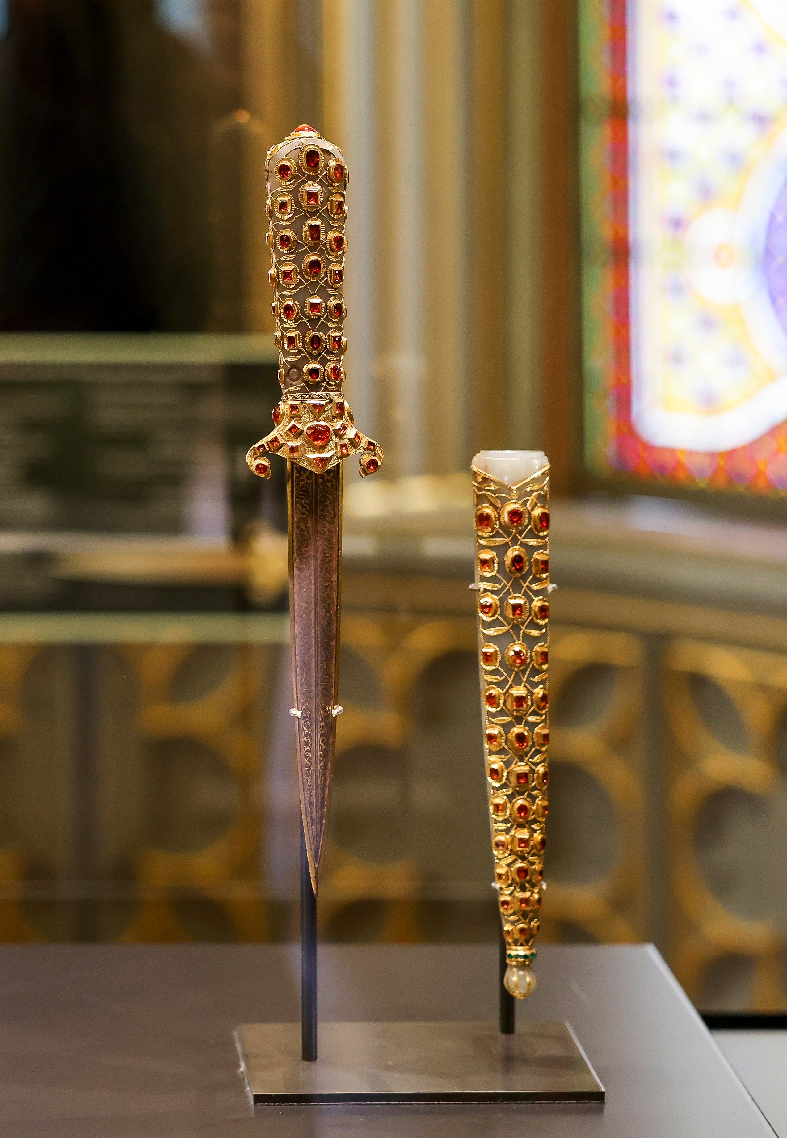 The Welbeck Abbey dagger, decorated with garnets, which is currently on display in the Strawberry Hill House exhibition in Twickenham. Made in the Middle East in the 16th century, it may well have originally being decorated with diamonds and rubies and was probably the virtual twin of the stolen dagger.