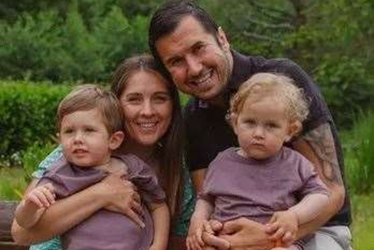 Father diagnosed with terminal condition after noticing symptom at swimming pool