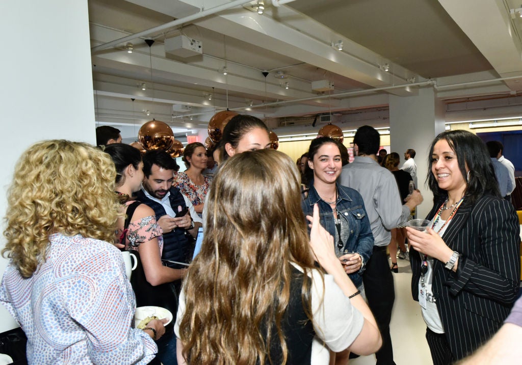 Os funcionários tendem a ser mais felizes em estados onde a rotatividade é baixa