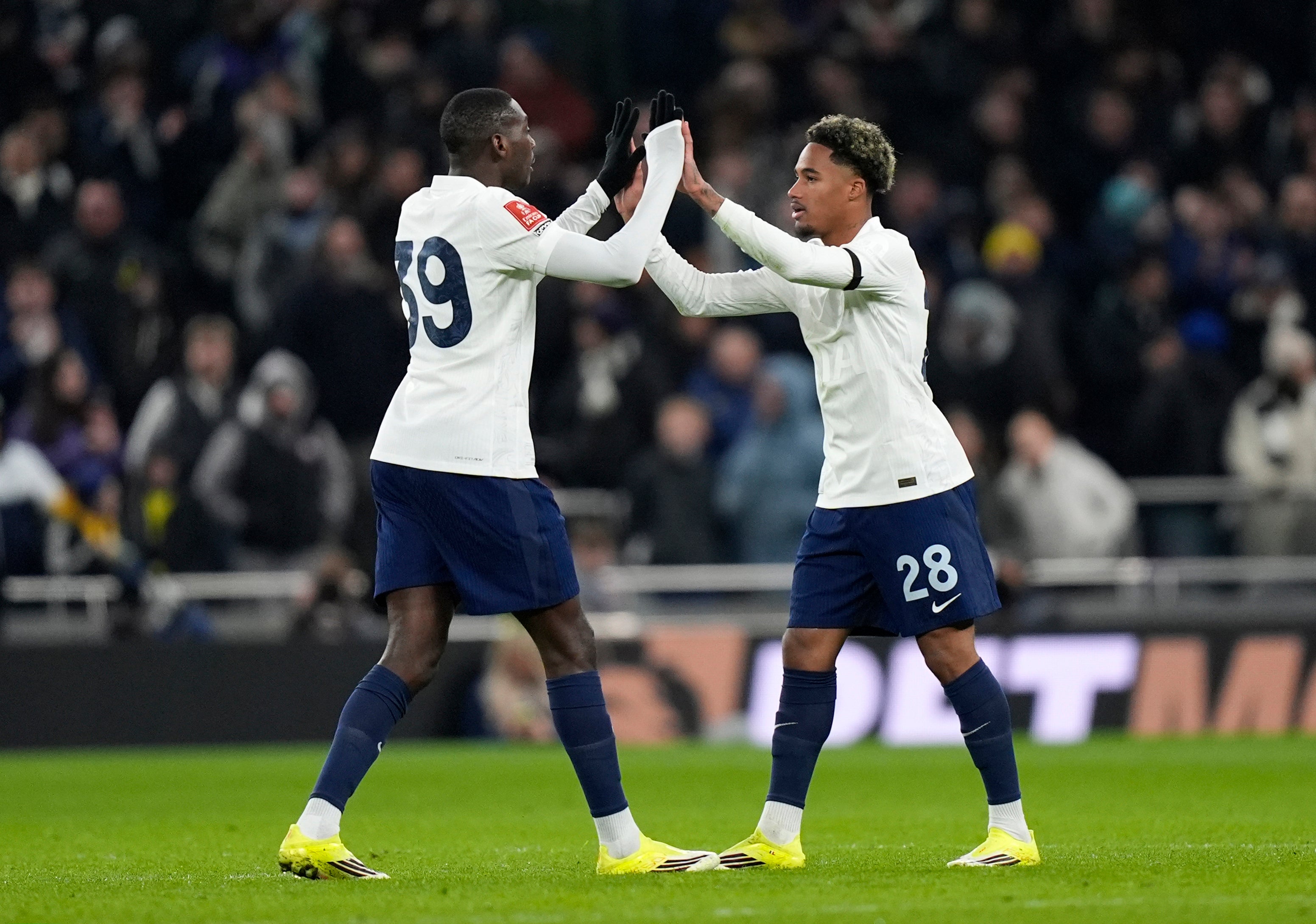 Tottenham&rsquo;s Kolo Muani and Odobert &lsquo;fine&rsquo; after car accident, Frank says