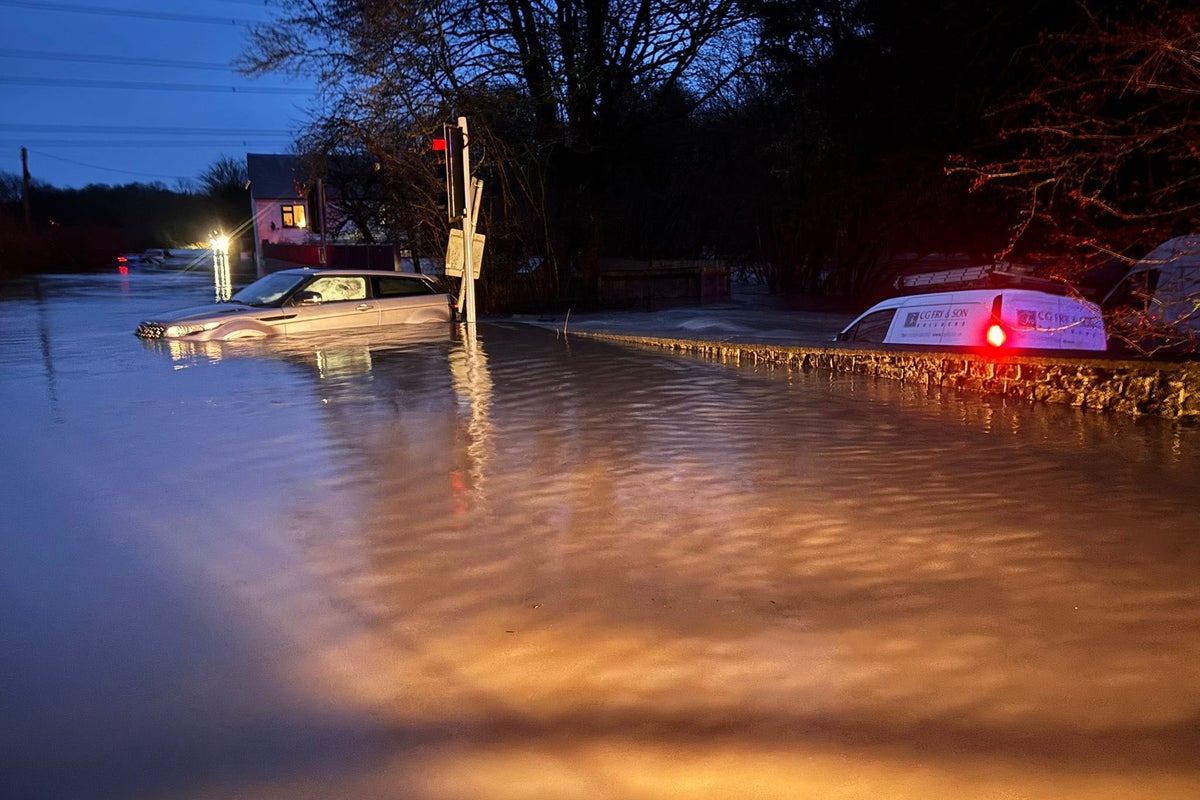 Met Office issues new severe UK weather warnings
