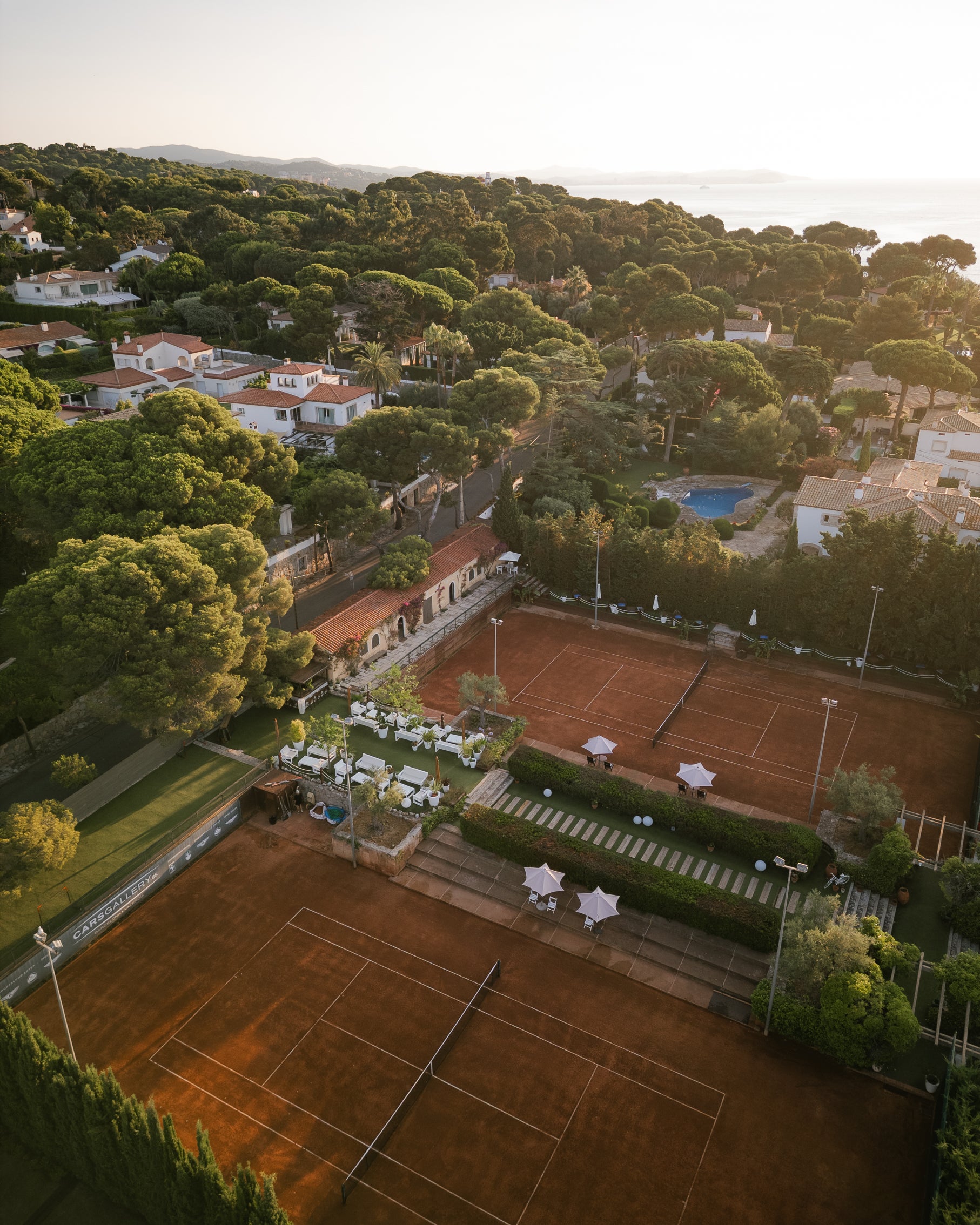 Shots were also filmed at Hostel de La Gavina
