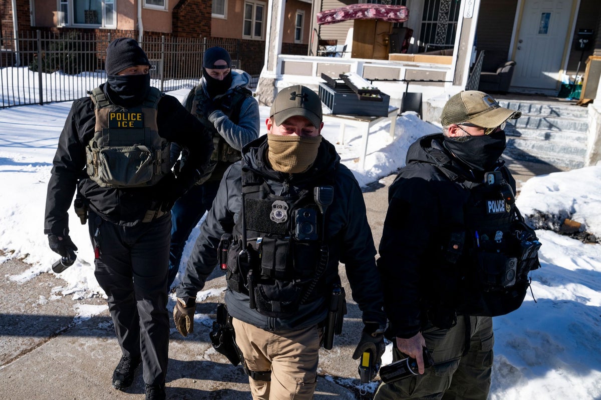 ‘Definitely not working smarter’: Thousands of ICE agents join forum to complain about their jobs, report says - The Independent