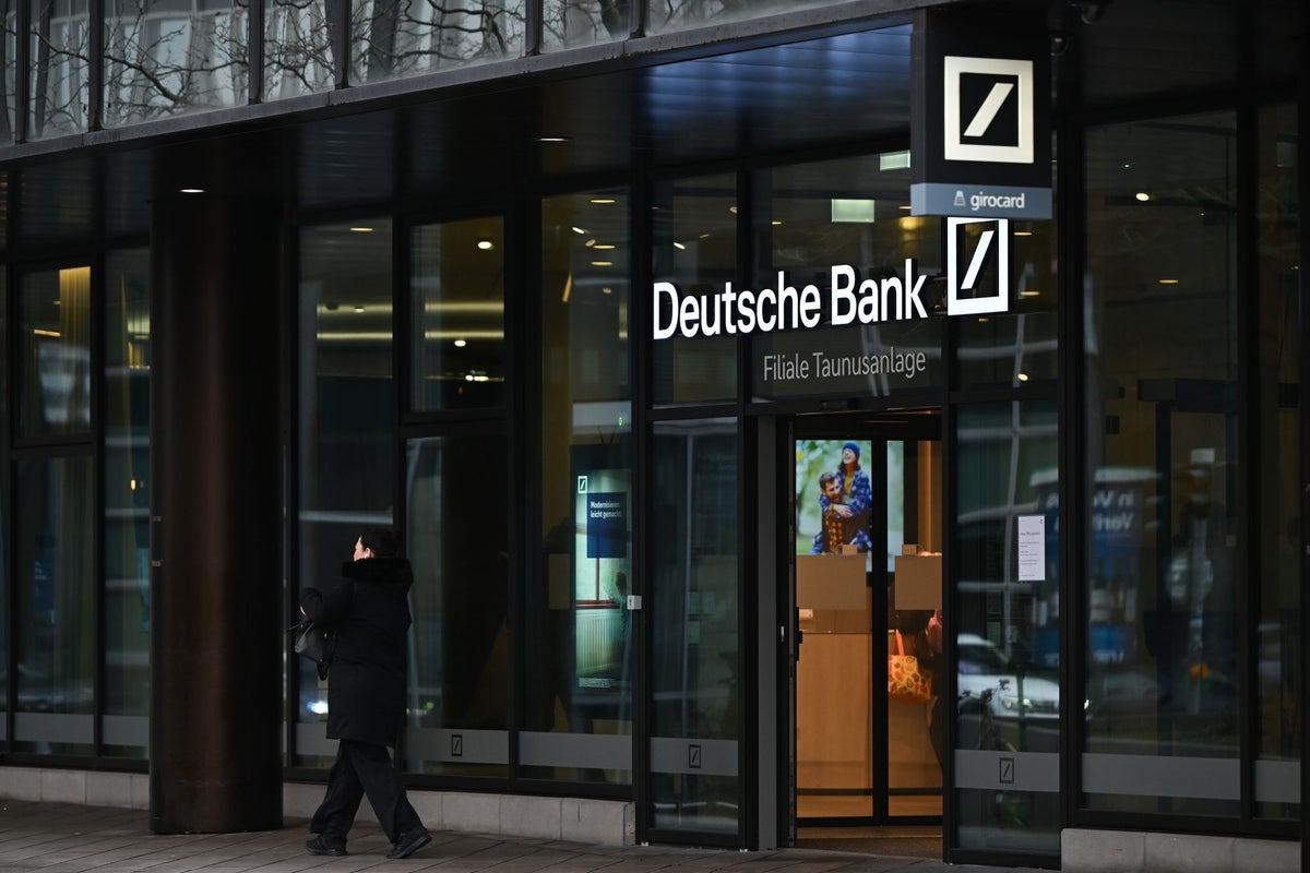German investigators raid Deutsche Bank in apparent money laundering probe