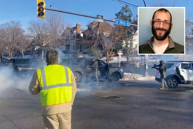 <p>New footage obtained by <em>The Independent </em>shows the moment federal immigration agents sprayed  gas at protesters following a tense altercation with Alex Pretti, where they tackled the intensive care nurse to the ground</p>