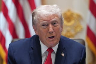 White House and Democrats strike deal to prevent government shutdown ...